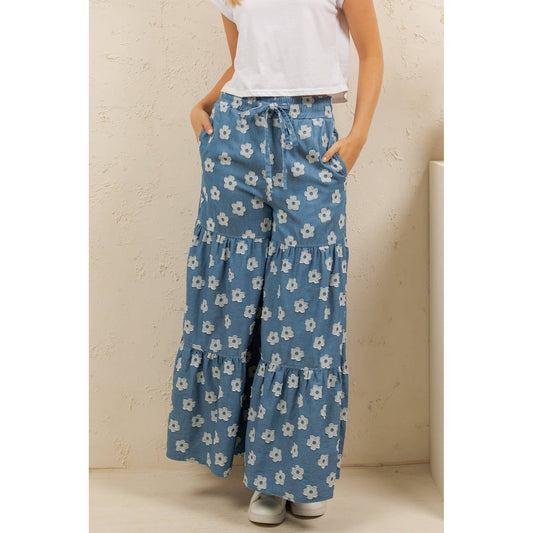 Sage & Fig Daisy Print Wide Leg Pants