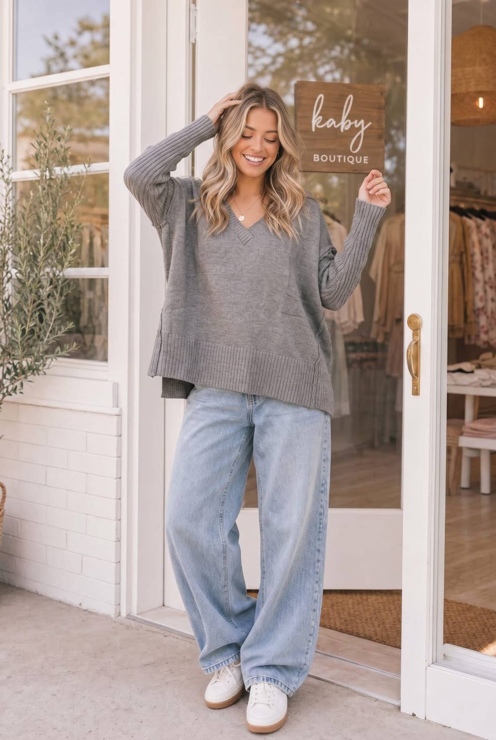 Relaxed Fit Sweater with Ribbed Sleeves and Drop Shoulders