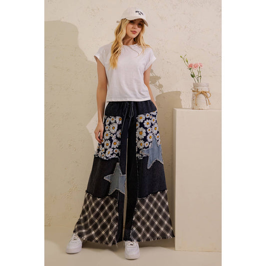 Sage & Fig Wide Leg Plaid with Star Pants