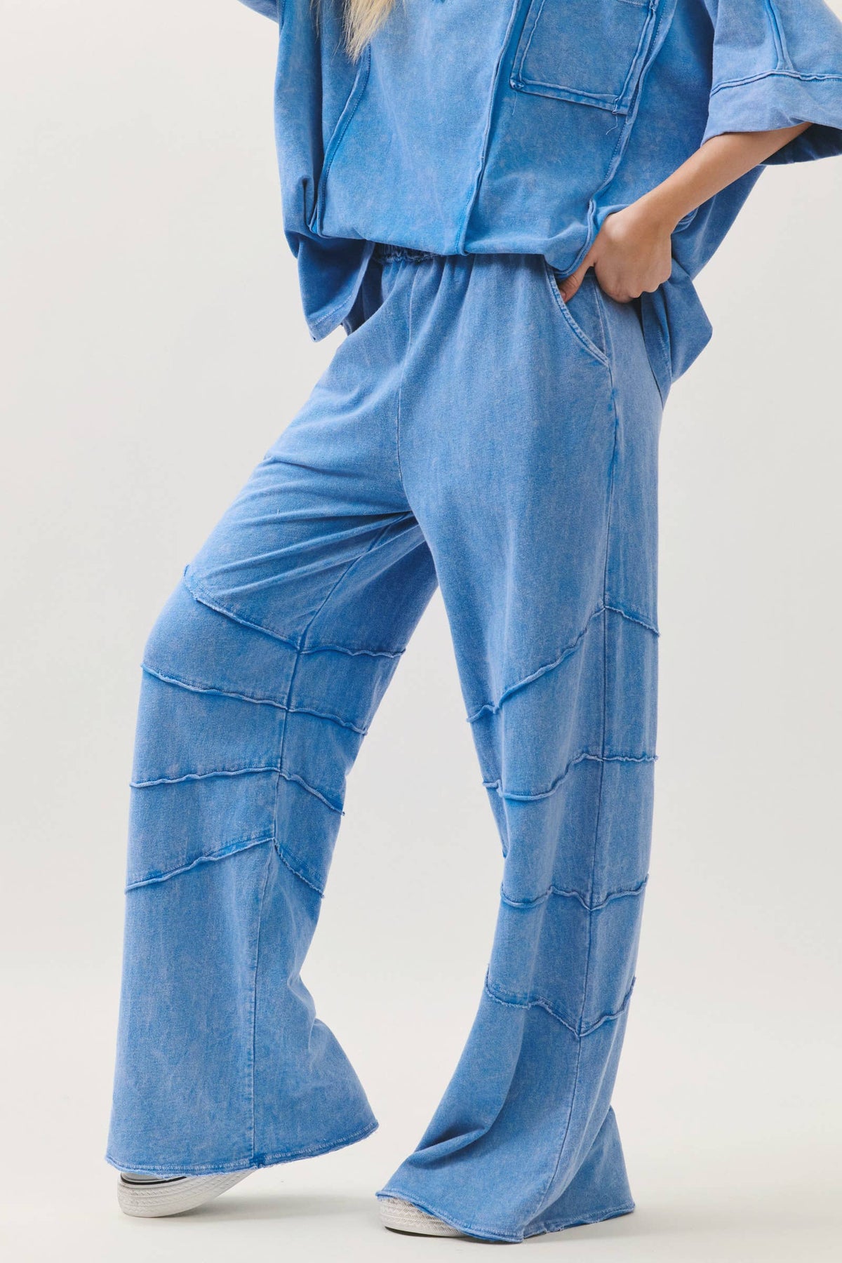 Mineral Washed Seam on Knees Solid Pants HP7104