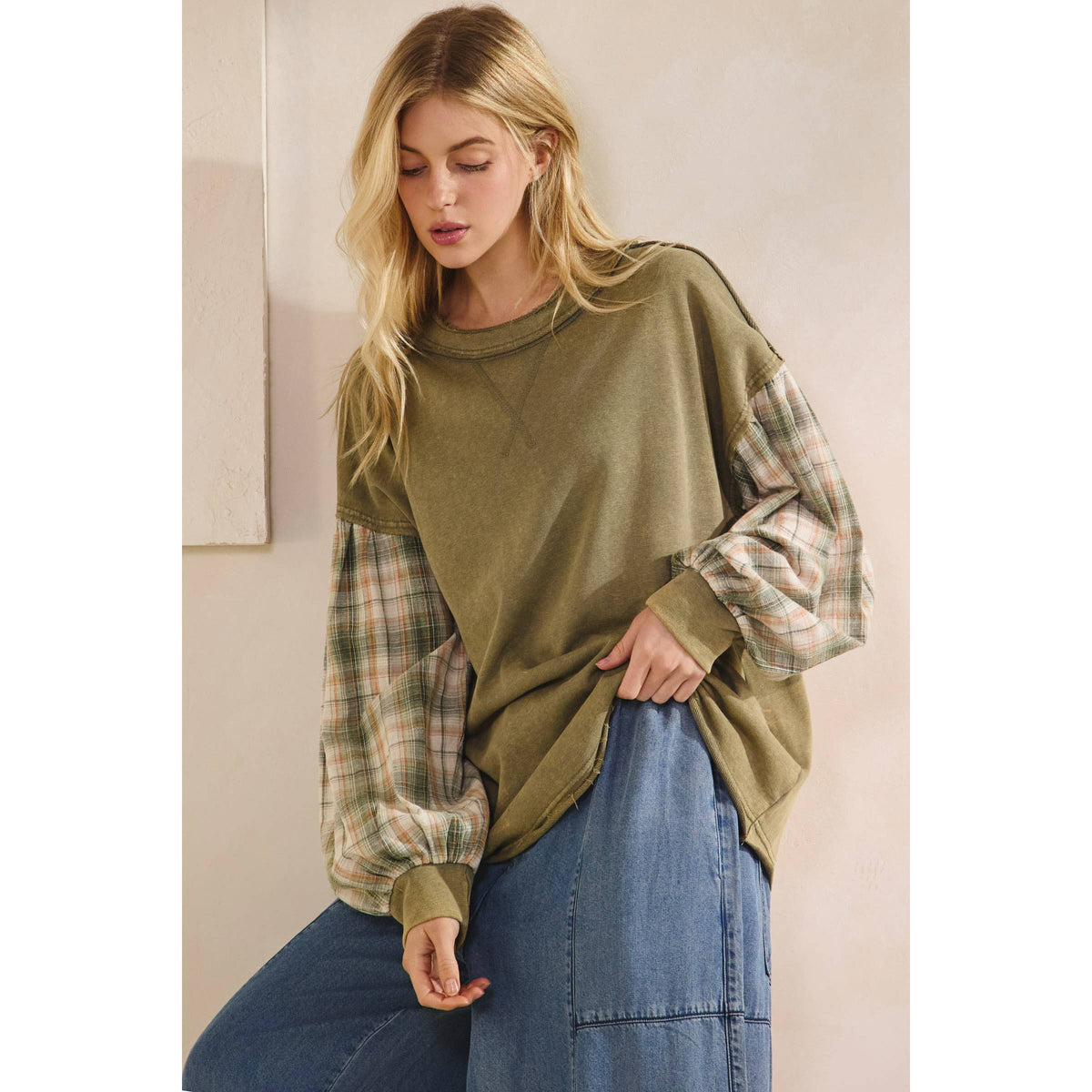 THE INDIE FLANNEL CONTRAST PULLOVER