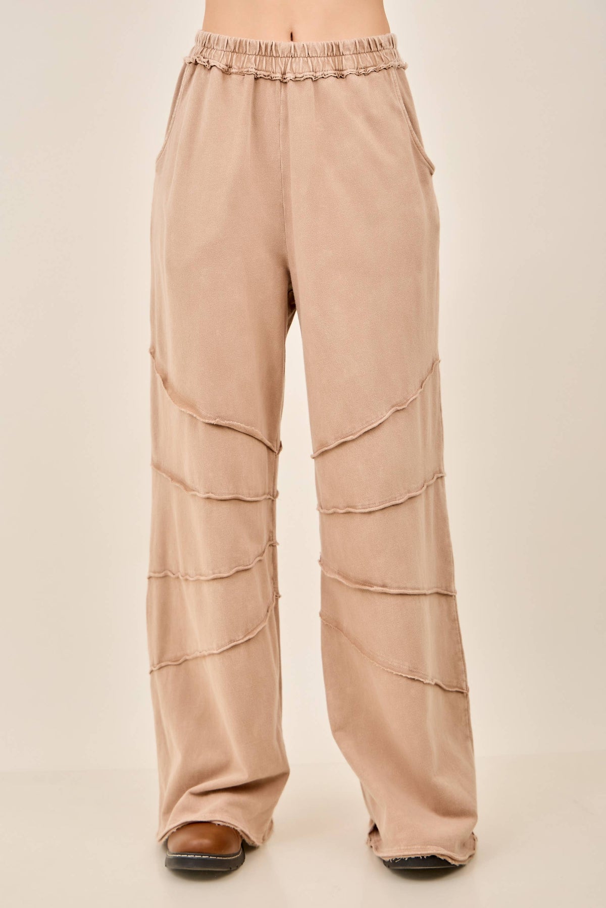 Mineral Washed Seam on Knees Solid Pants HP7104
