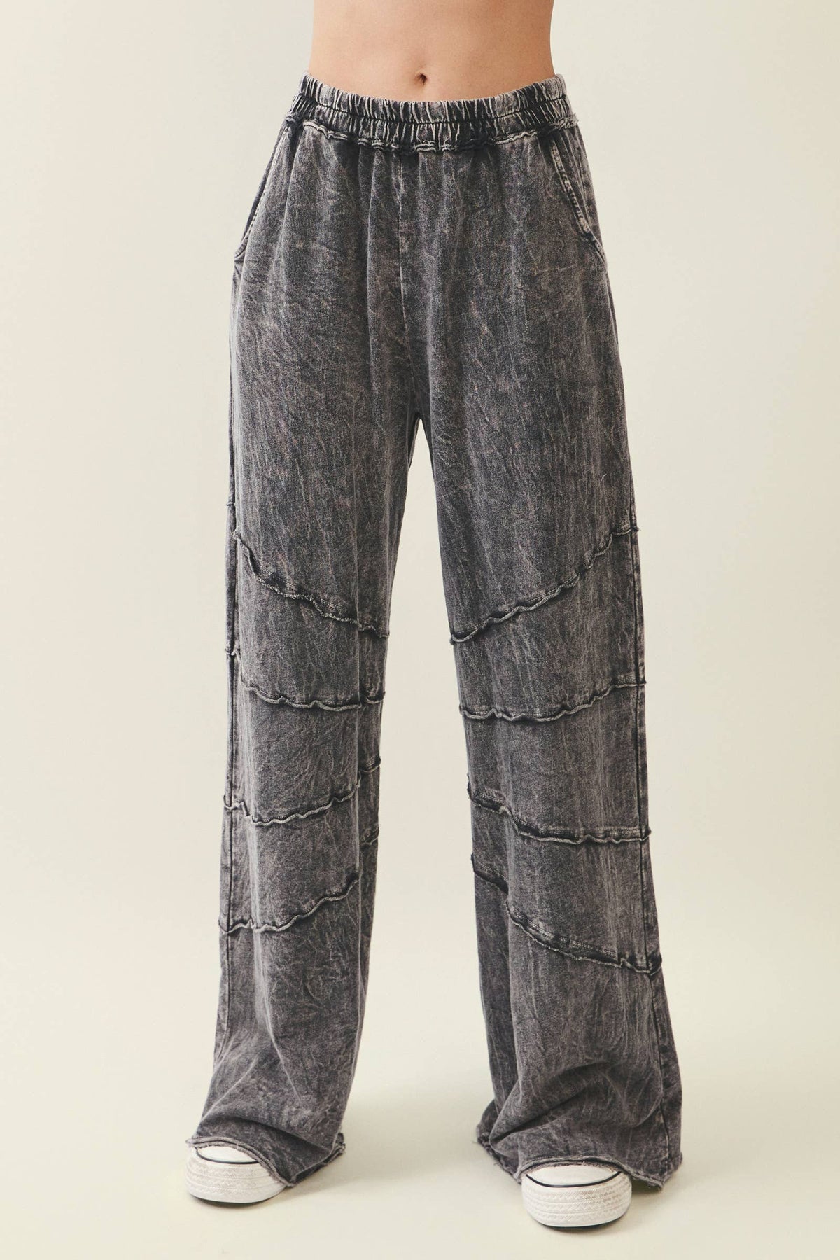 Mineral Washed Seam on Knees Solid Pants HP7104